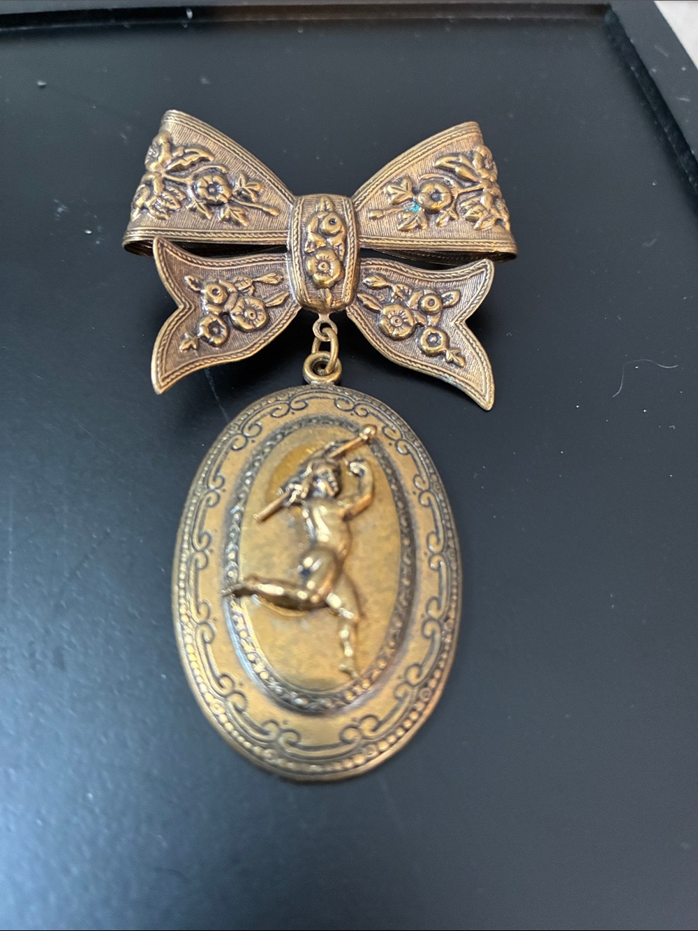 Vintage Gold Bow Pendant Brooch with Dancing cherub
